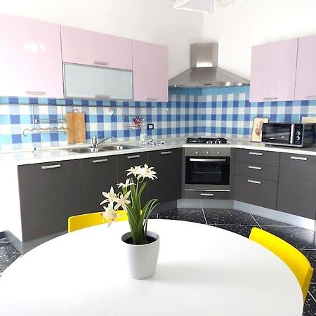 Elegante Appartamento La Spezia Centro Εξωτερικό φωτογραφία