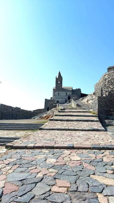 Elegante Appartamento La Spezia Centro Εξωτερικό φωτογραφία