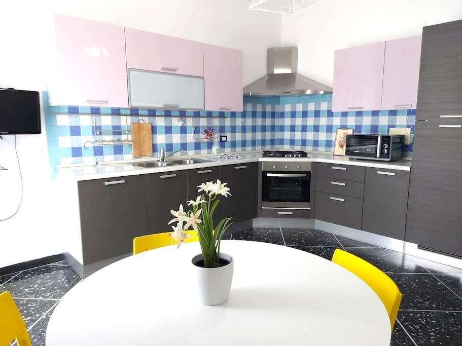 Elegante Appartamento La Spezia Centro Εξωτερικό φωτογραφία